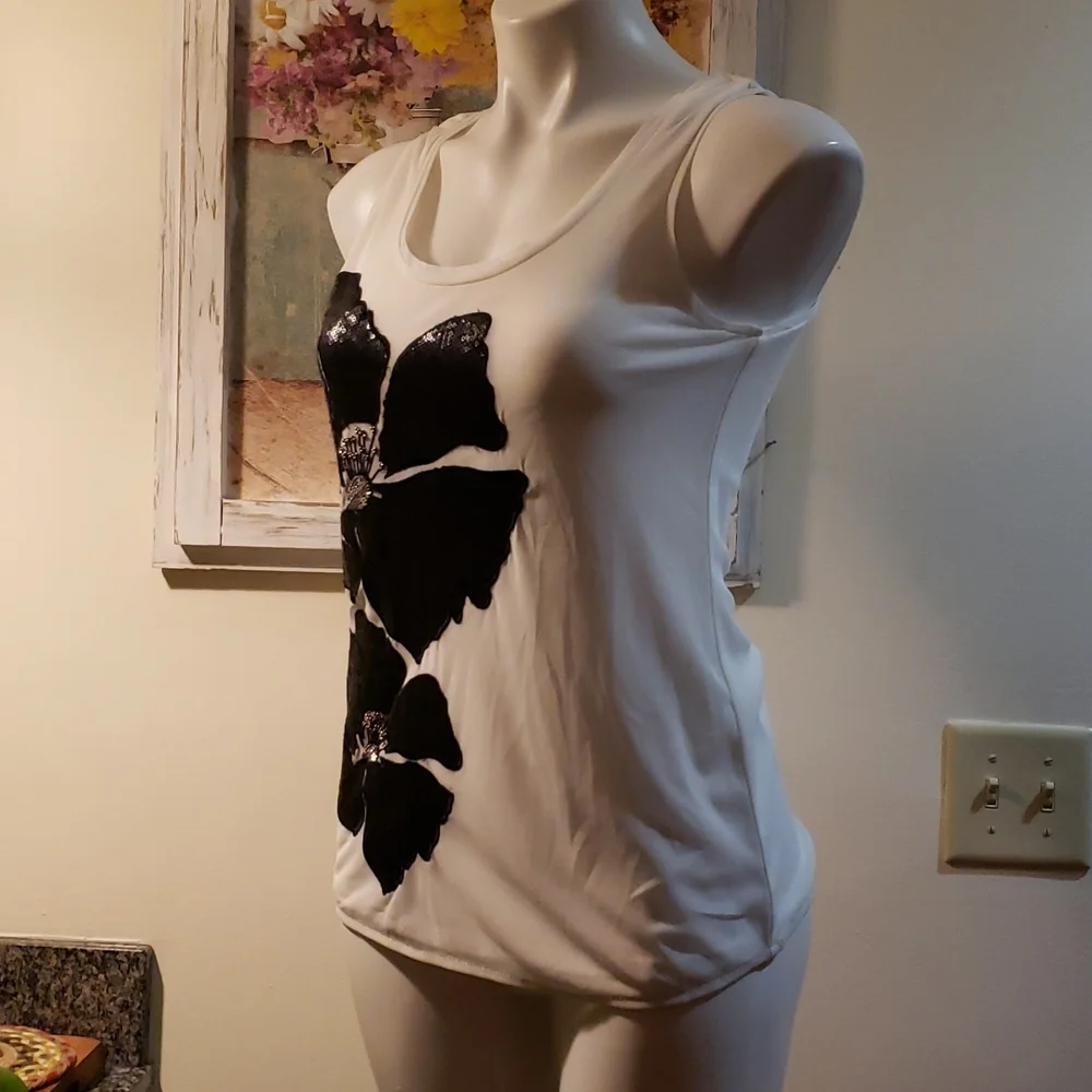 WHBM Tank - Picture 3 of 8